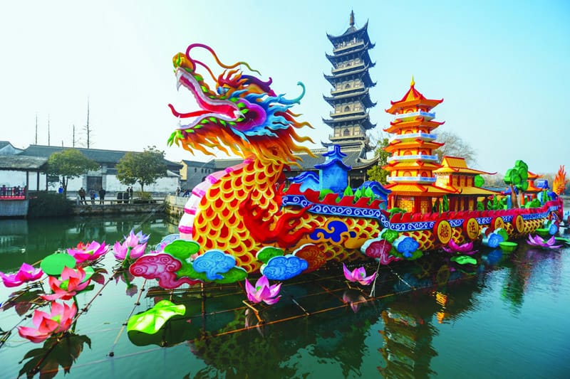 中国龙主题元素花灯，龙形花灯